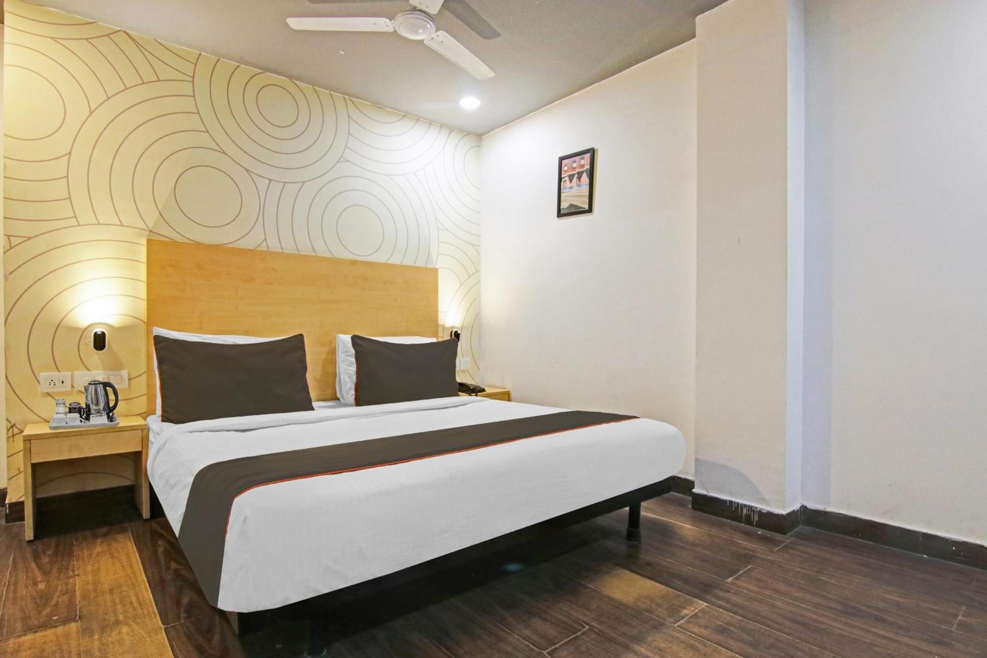 Collection O Slf Mall Sector 30 Hotel Faridabad Eksteriør billede