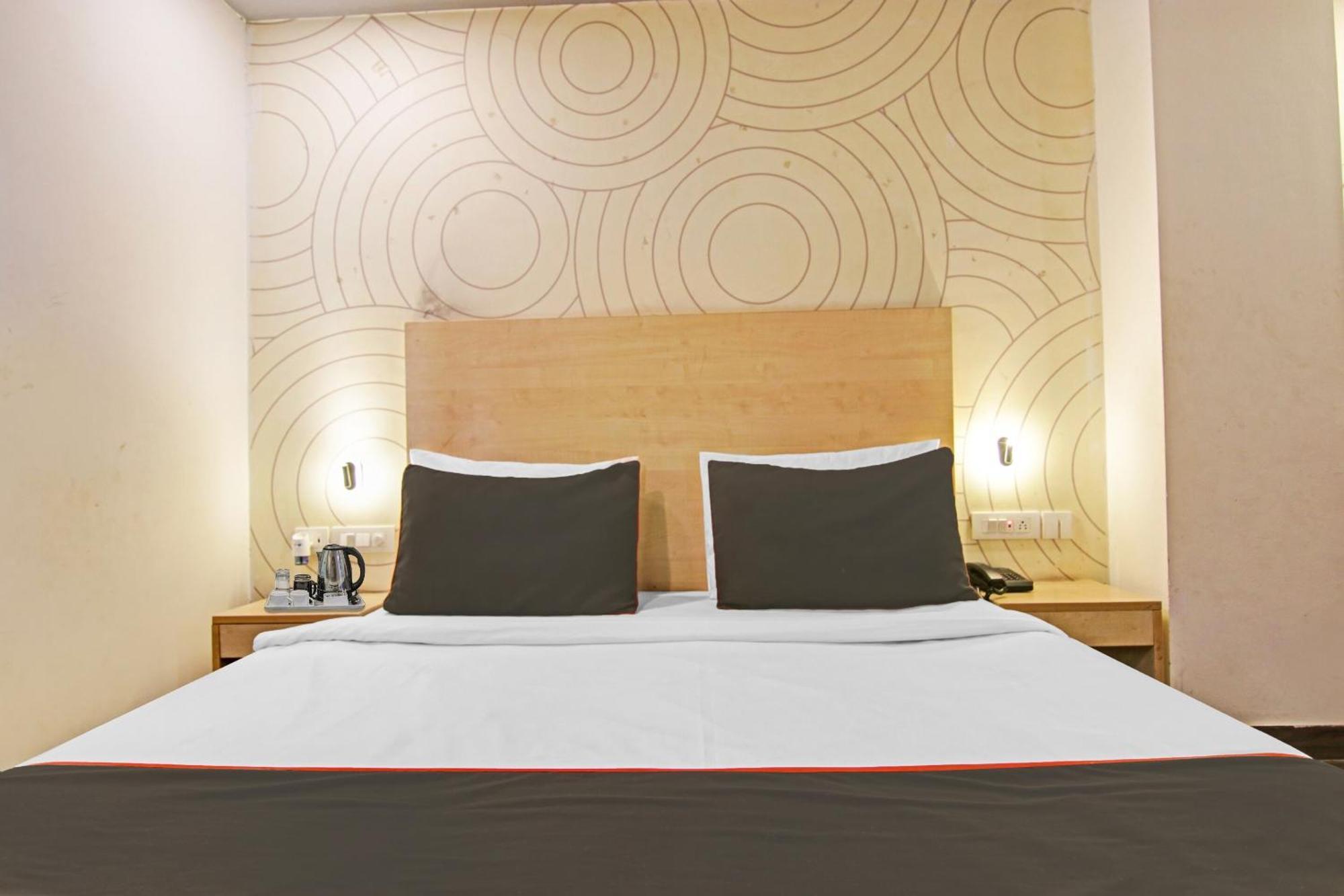 Collection O Slf Mall Sector 30 Hotel Faridabad Eksteriør billede