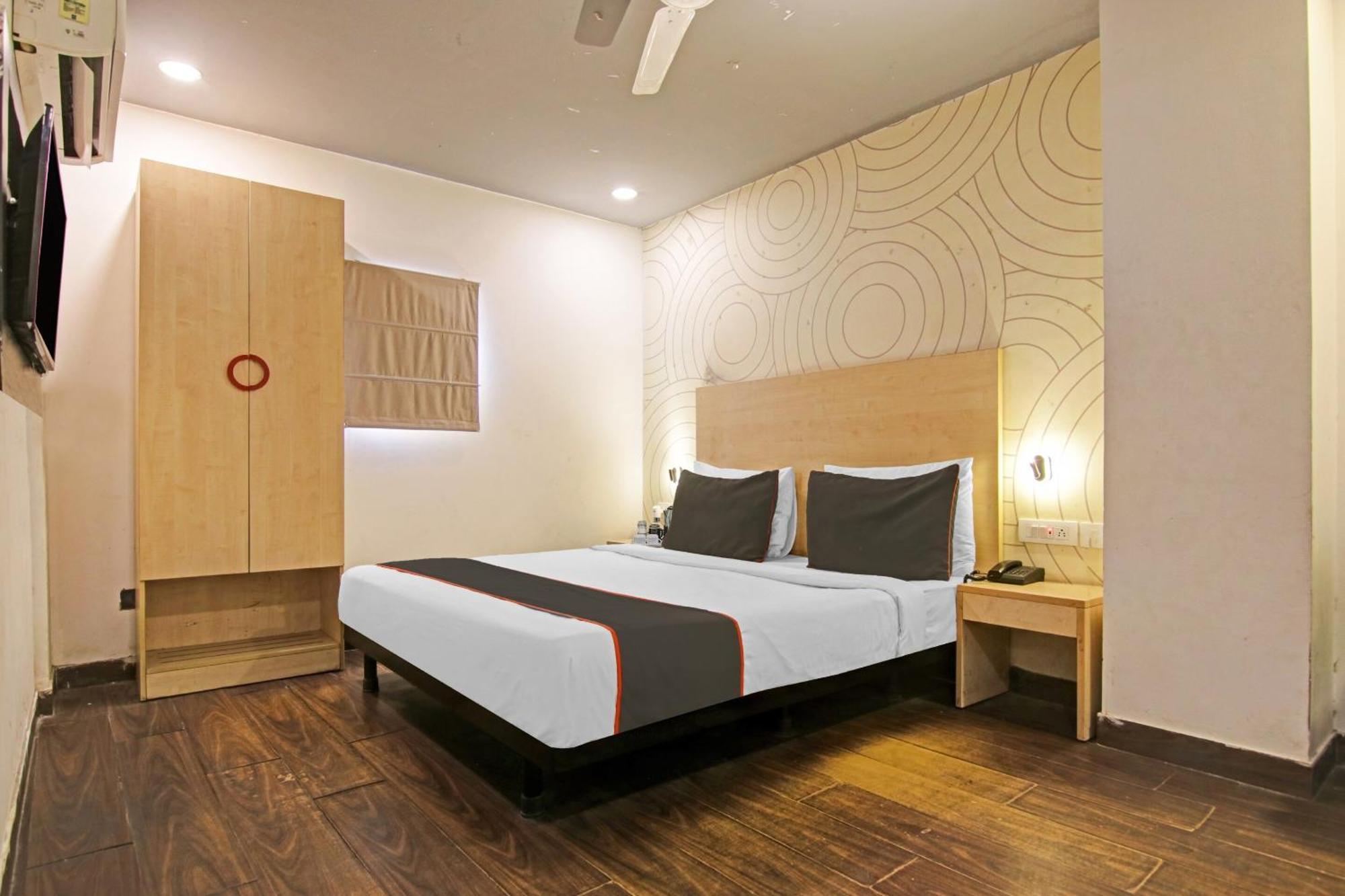 Collection O Slf Mall Sector 30 Hotel Faridabad Eksteriør billede