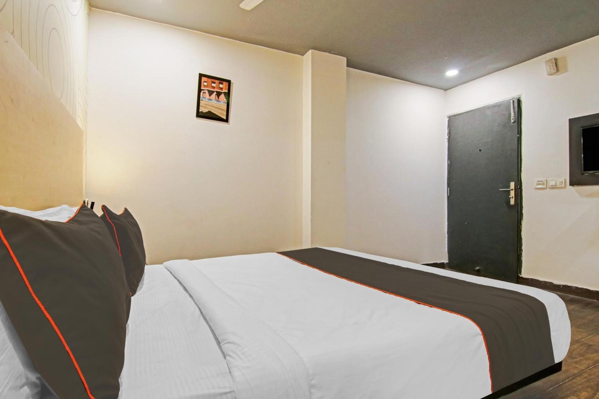 Collection O Slf Mall Sector 30 Hotel Faridabad Eksteriør billede